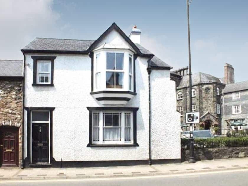 Exterior | The Bridge Cottage, Llanrwst