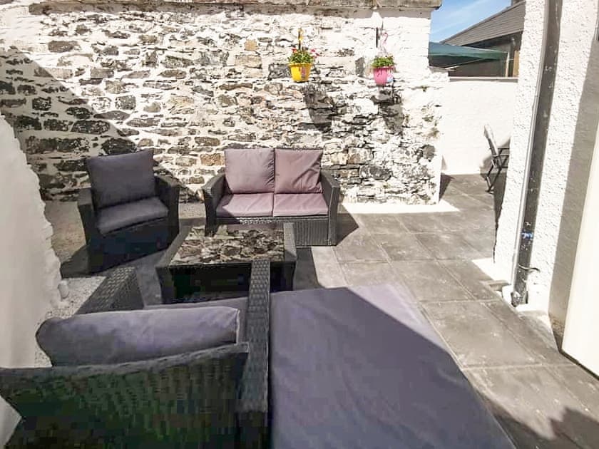 Outdoor area | The Bridge Cottage, Llanrwst