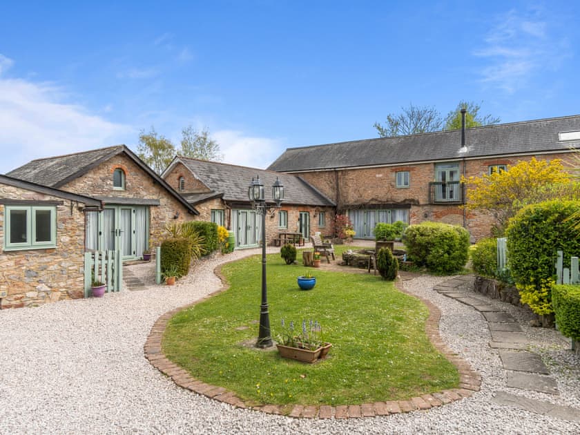 Garden and grounds | Daisy Cottage - The Old Mill Cottages, Marldon, near Paignton