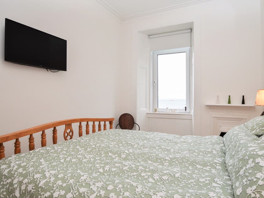 Double bedroom | Glen Oirig, Dunoon