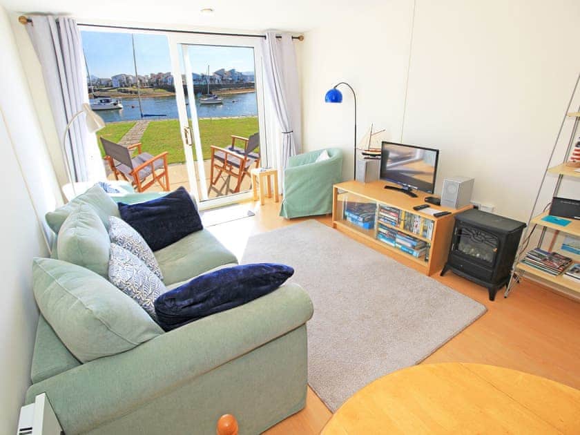 Open plan living space | Harbour Escape - Snowdonia Tourist Services, Porthmadog