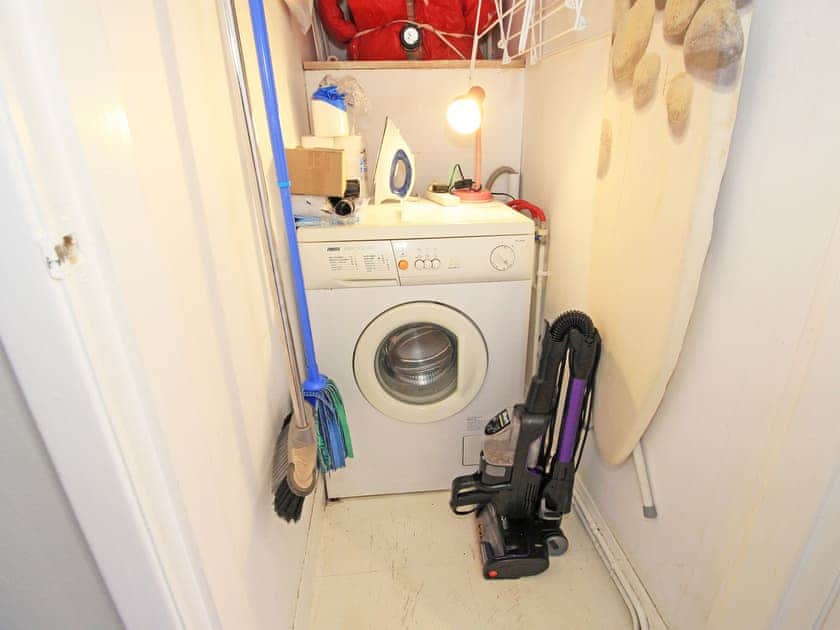 Utility room | Harbour Escape - Snowdonia Tourist Services, Porthmadog
