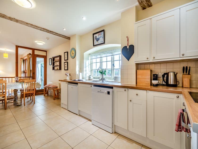 Kitchen/diner | Beachy Barn - Beachy Head Cottages, East Dean