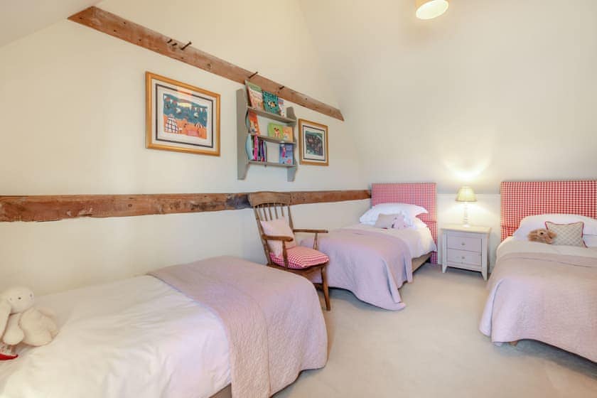 Triple bedroom | Beachy Barn - Beachy Head Cottages, East Dean