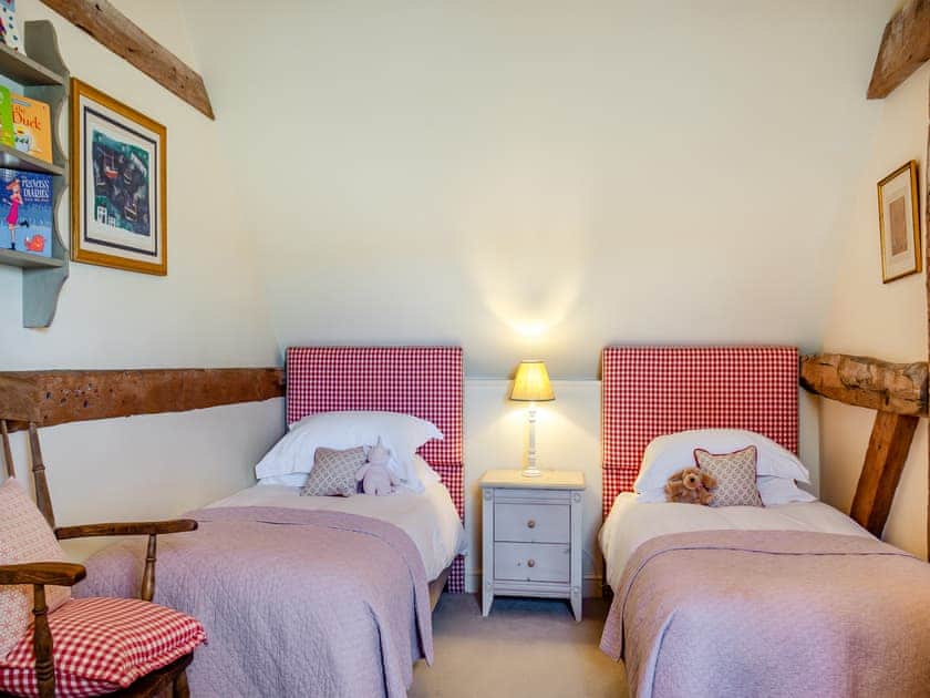 Triple bedroom | Beachy Barn - Beachy Head Cottages, East Dean