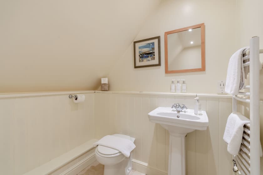 Bathroom | Beachy Barn - Beachy Head Cottages, East Dean