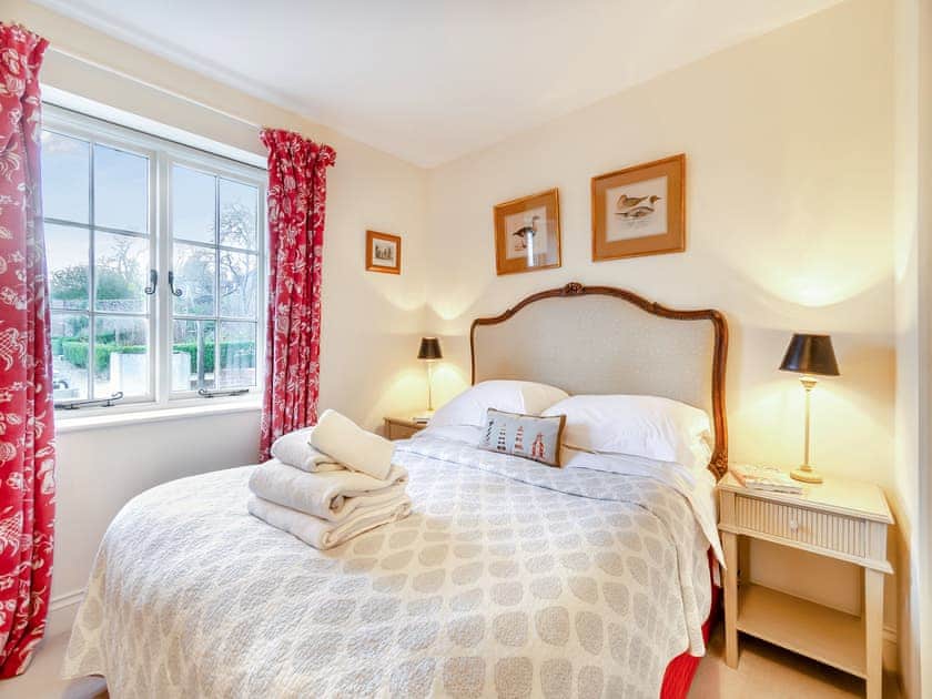 Double bedroom | Folly Cottage - Beachy Head Cottages, East Dean