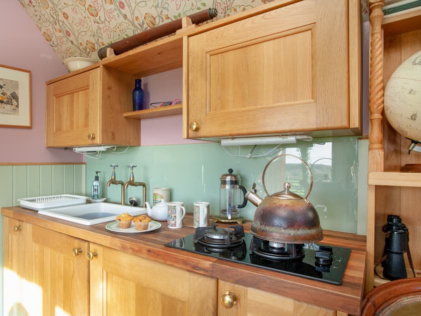 Kitchen area | The Observatory - Frieda And The Moon, Tresawson, near Looe