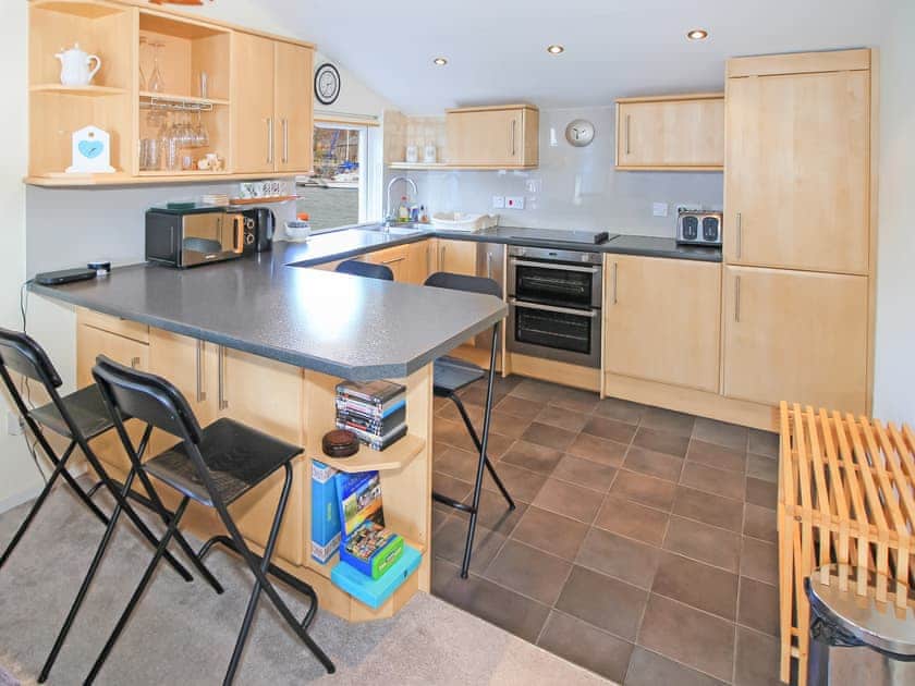 Kitchen area | Island Views, Porthmadog