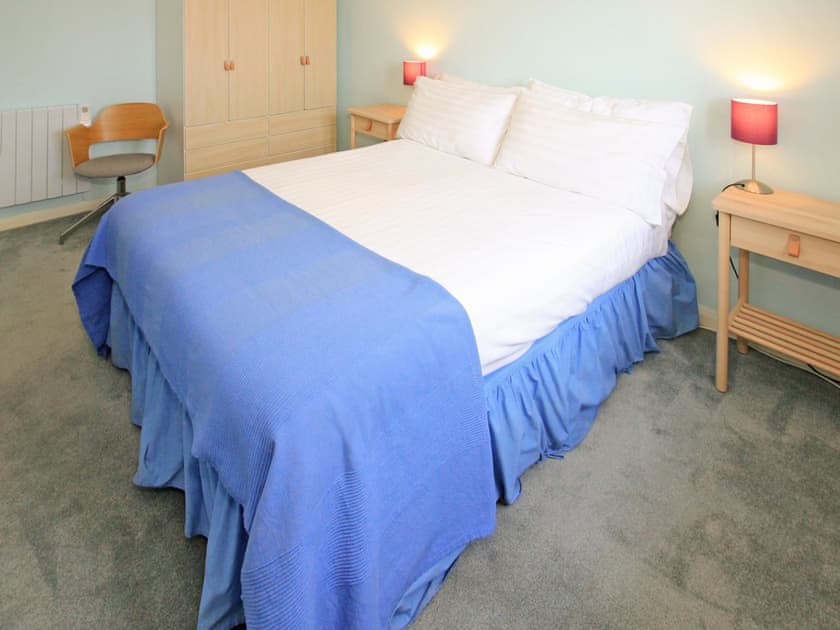 Double bedroom | Oakley Quay, Porthmadog