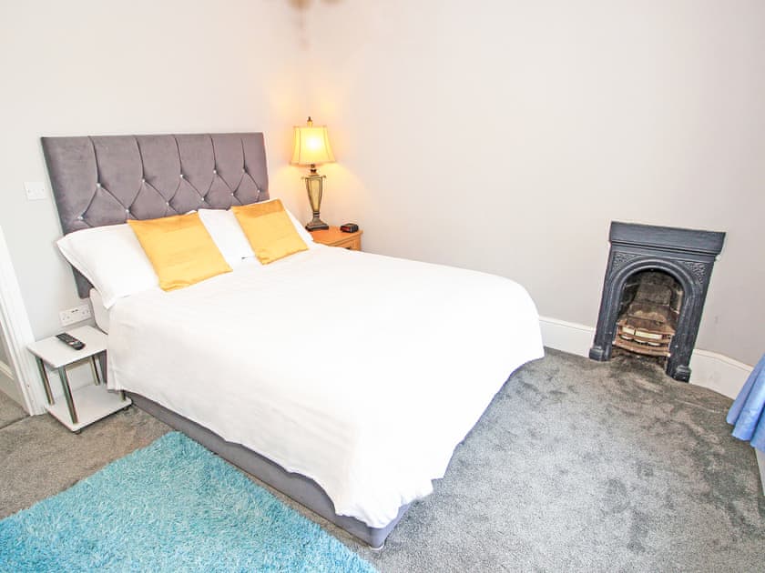 Double bedroom 2 | Shooting Star Cottage, Pentrefelin, near Criccieth