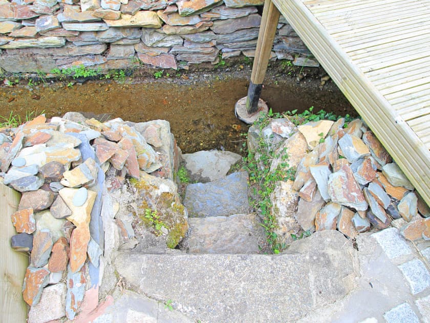 Garden and grounds | Shooting Star Cottage, Pentrefelin, near Criccieth