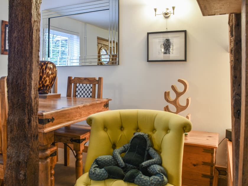 Living room/dining room | Pippin Cottage, Bures