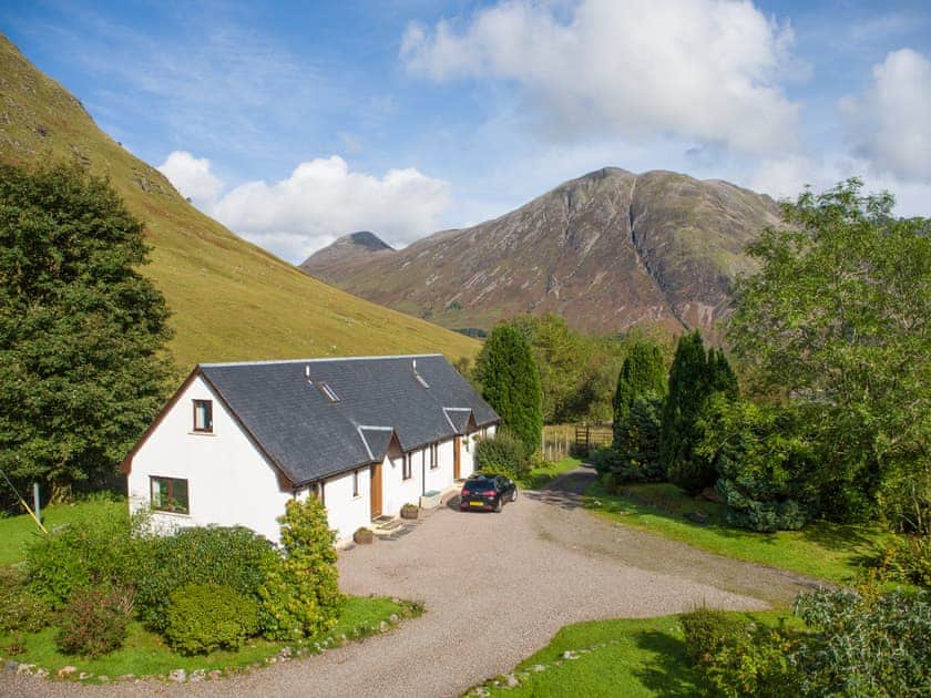 Setting | Bidean Cottage - Glencoe Mountain Cottages, Glencoe