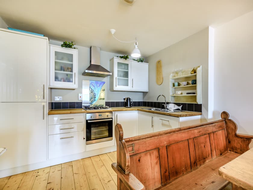 Kitchen area | Chalky Blue, Ilfracombe