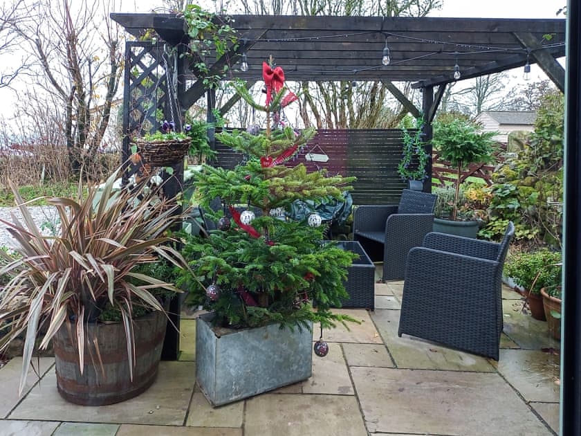 Patio at Christmas | Little Pines Lodge, Biddulph