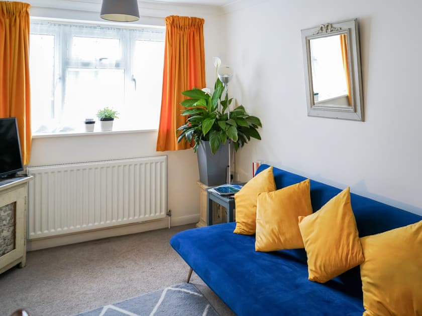 Living room/sofa bed | Waterside Park Annex, Kingsbridge