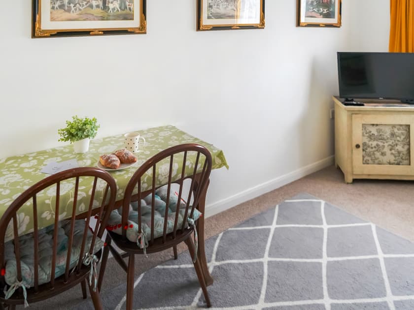 Dining Area | Waterside Park Annex, Kingsbridge