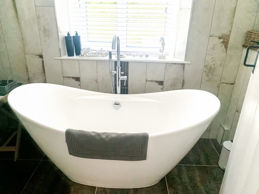 Bathroom | Briardene Cottage, Milton Combe, near Yelverton