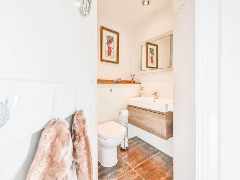 Shower room | Briardene Cottage, Milton Combe, near Yelverton