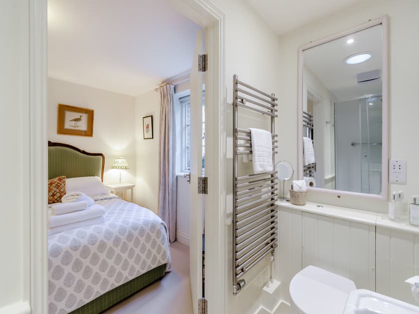 En-suite | Thyme Cottage - Beachy Head Cottages, East Dean