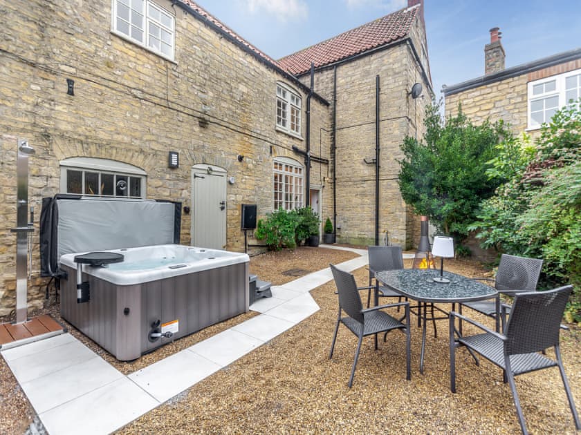 Hot tub | The Retreat, Nettleham