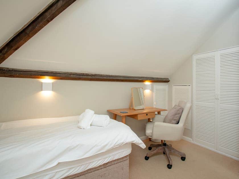 Twin bedroom | Upper Forge, Malborough
