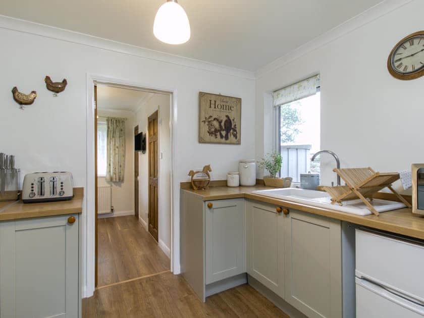 Kitchen | Queen Bower Farm Lodge, Alverstone, near Sandown
