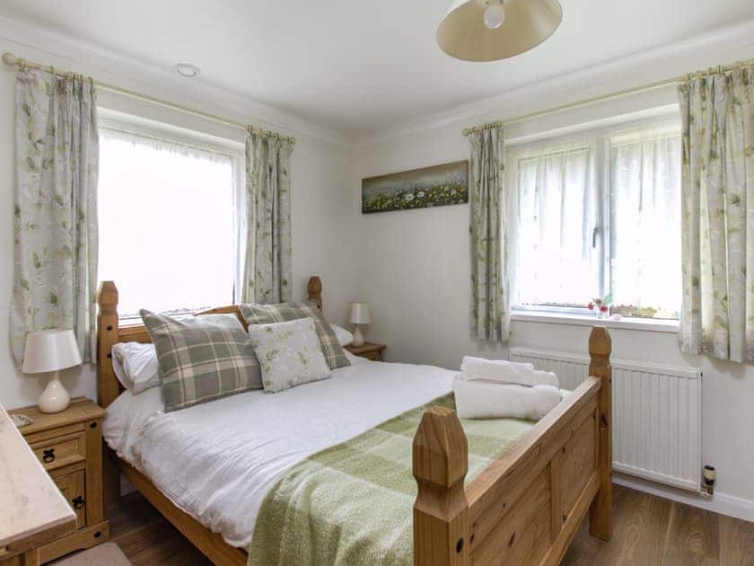 Double bedroom | Queen Bower Farm Lodge, Alverstone, near Sandown