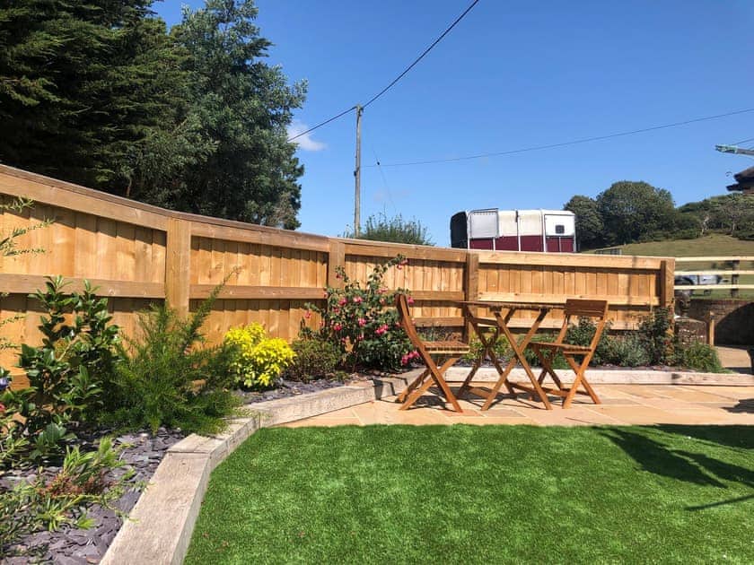 Garden | Queen Bower Farm Lodge, Alverstone, near Sandown
