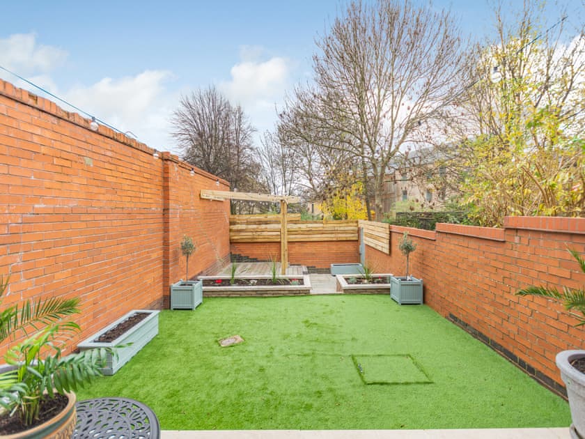 Garden | Victoria’s Retreat - Lincoln Retreats, Lincoln