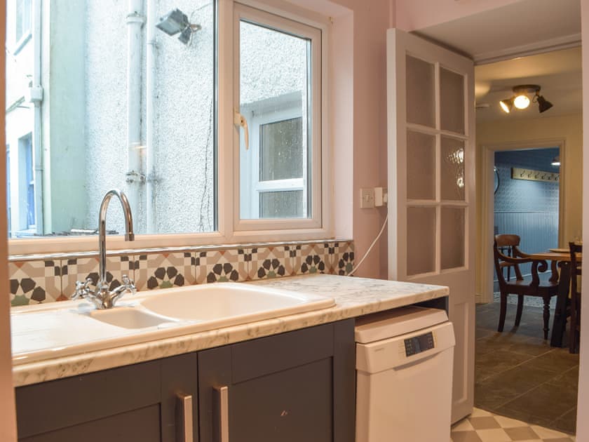 Kitchen | Bronrhiw, Newport, near Cardigan