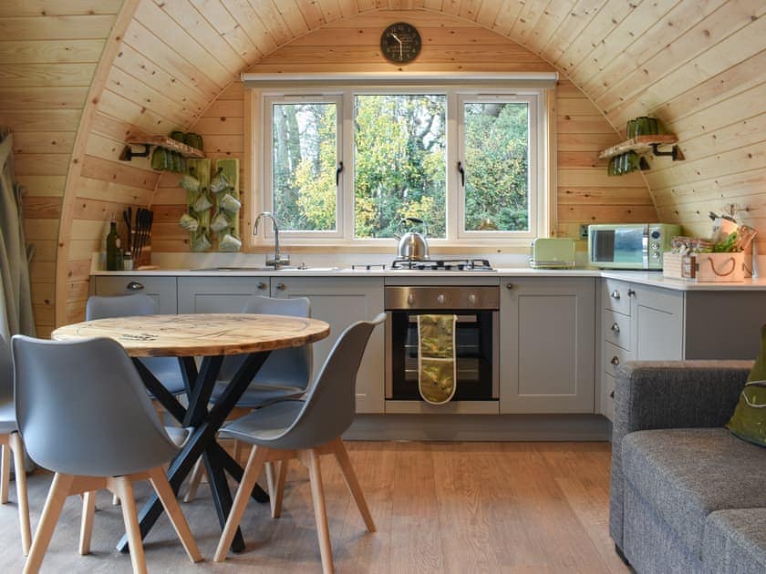 Open plan living space | Lakeview Lodge - Hillcroft Farm Pods, Crowhurst