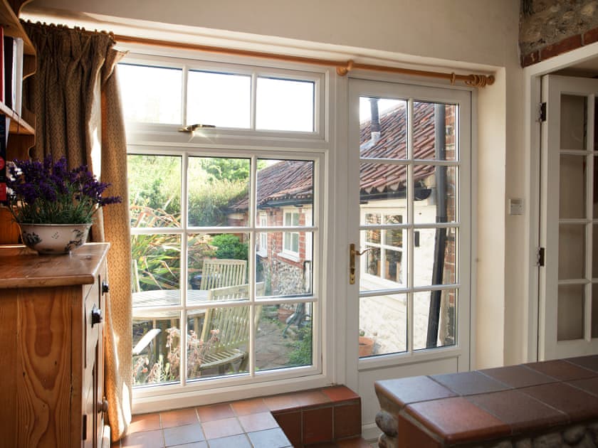 Dining Area | Honey Barrell Cottage, Stiffkey