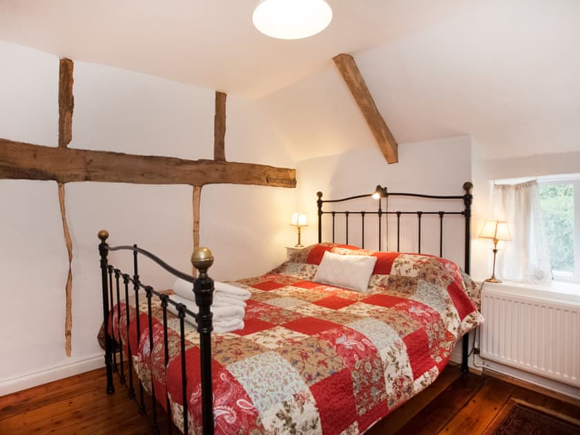 Double bedroom | Honey Barrell Cottage, Stiffkey
