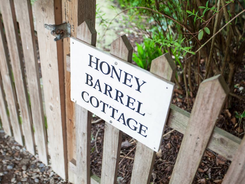 Outdoor area | Honey Barrell Cottage, Stiffkey