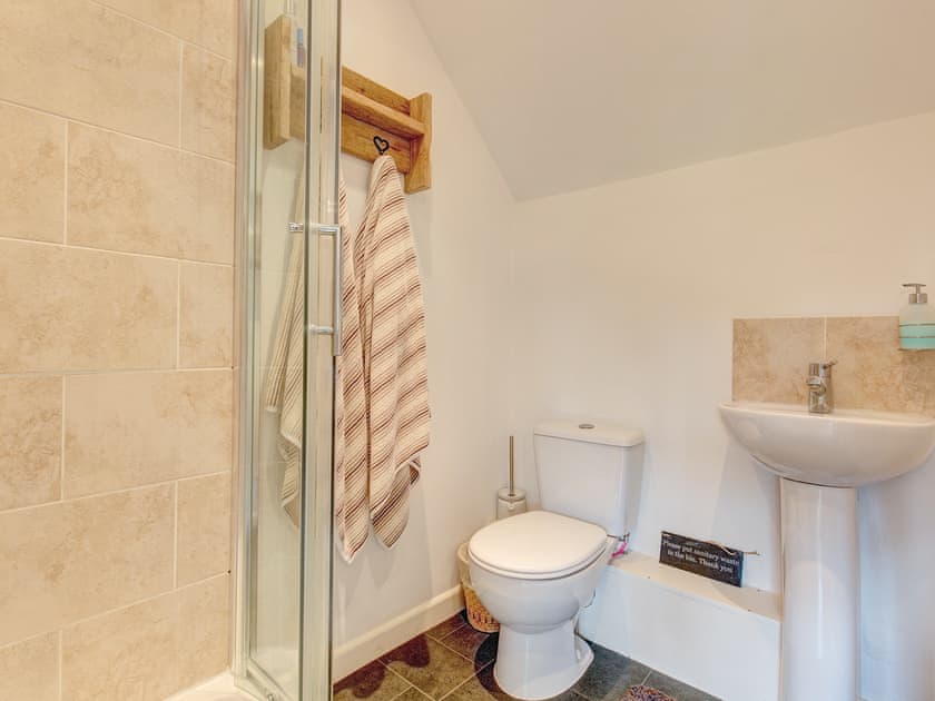 Shower room | Flint Cottage, Stiffkey