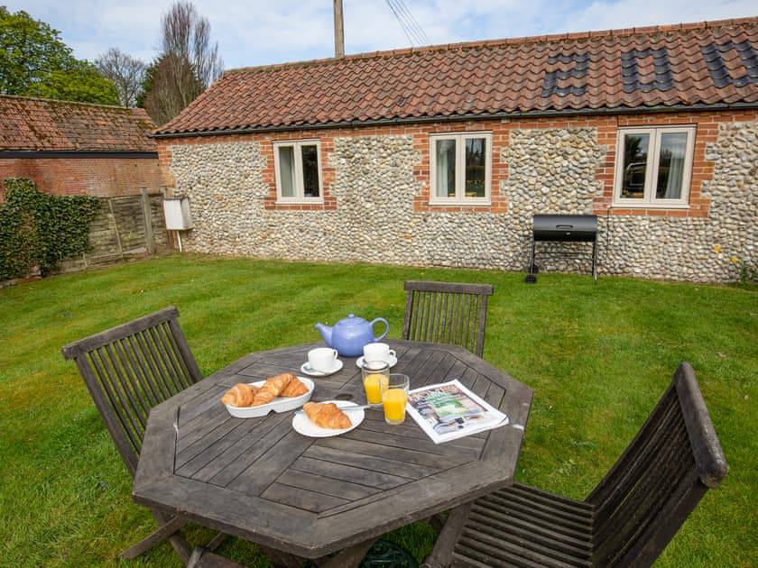 Outdoor area | The Bolt Hole, West Beckham