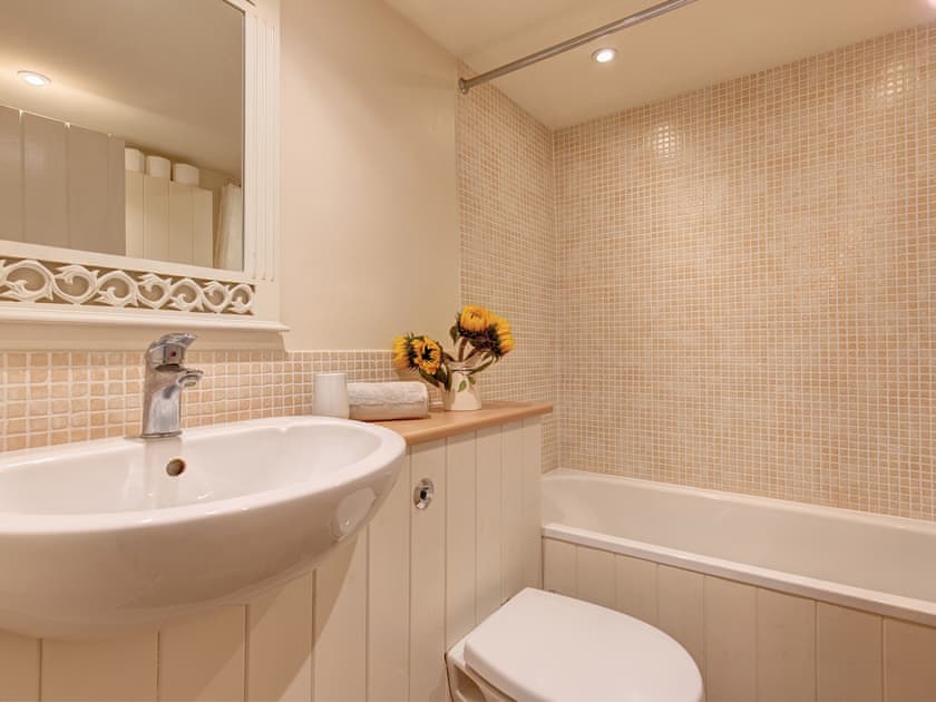 Bathroom | April Cottage, East Rudham, Near King’s Lynn