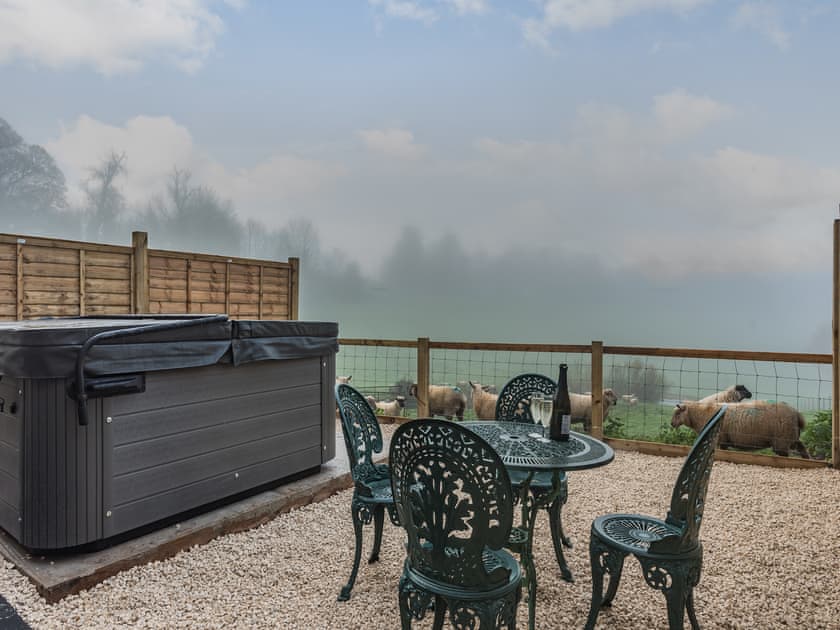 Outdoor area | Valley View - Hole Farm, Alderbury, near Salisbury