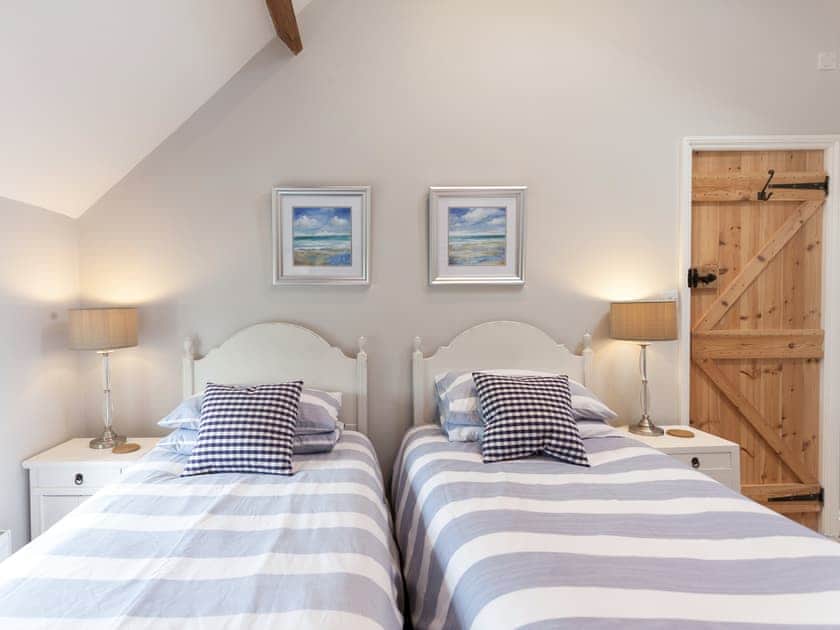Twin bedroom | Rose Cottage, Burnham Thorpe