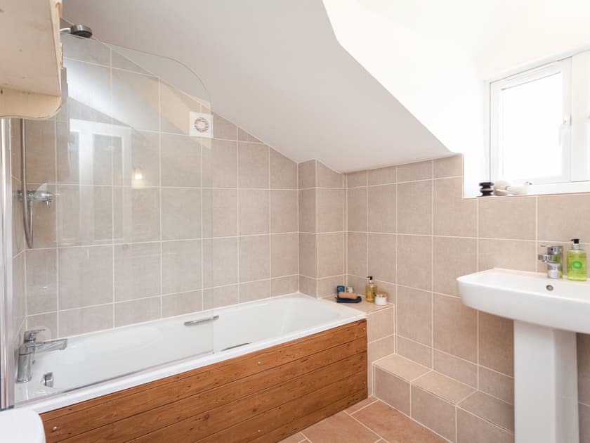 Bathroom | Rose Cottage, Burnham Thorpe