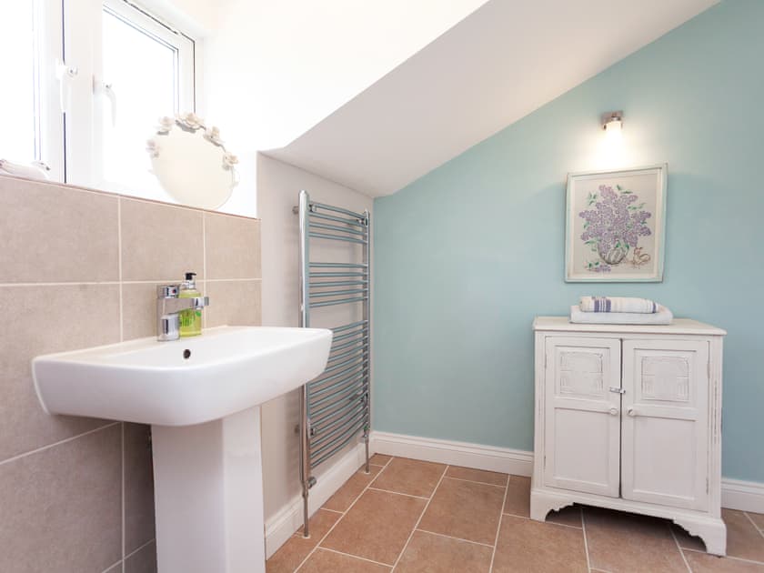 Bathroom | Rose Cottage, Burnham Thorpe