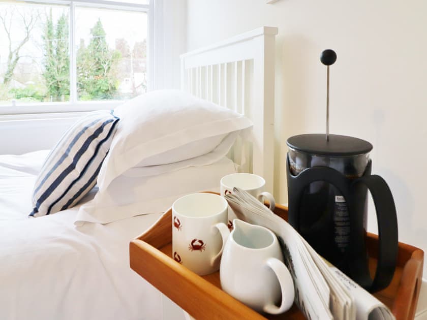 Twin bedroom | Union Street, Kirkcudbright