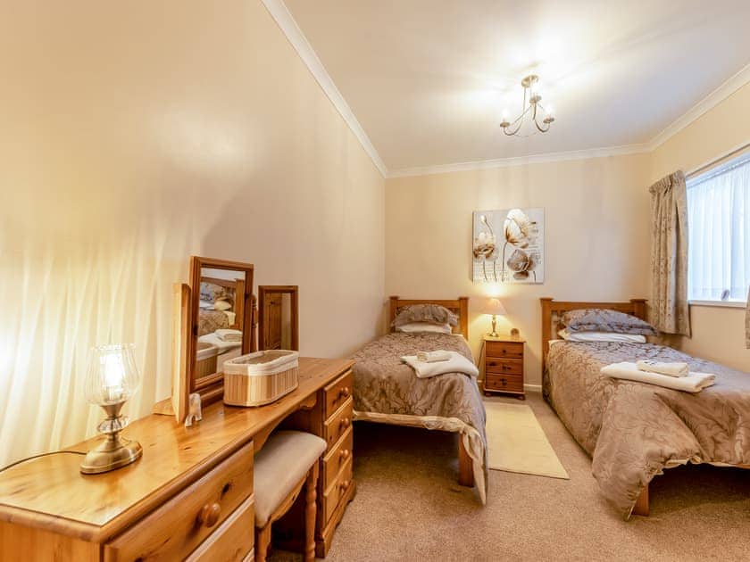 Twin bedroom | Snowdrop, Oakford, near Llanarth