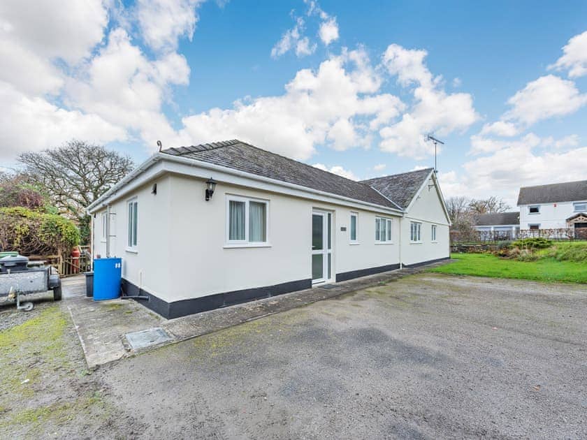 Exterior | Snowdrop, Oakford, near Llanarth