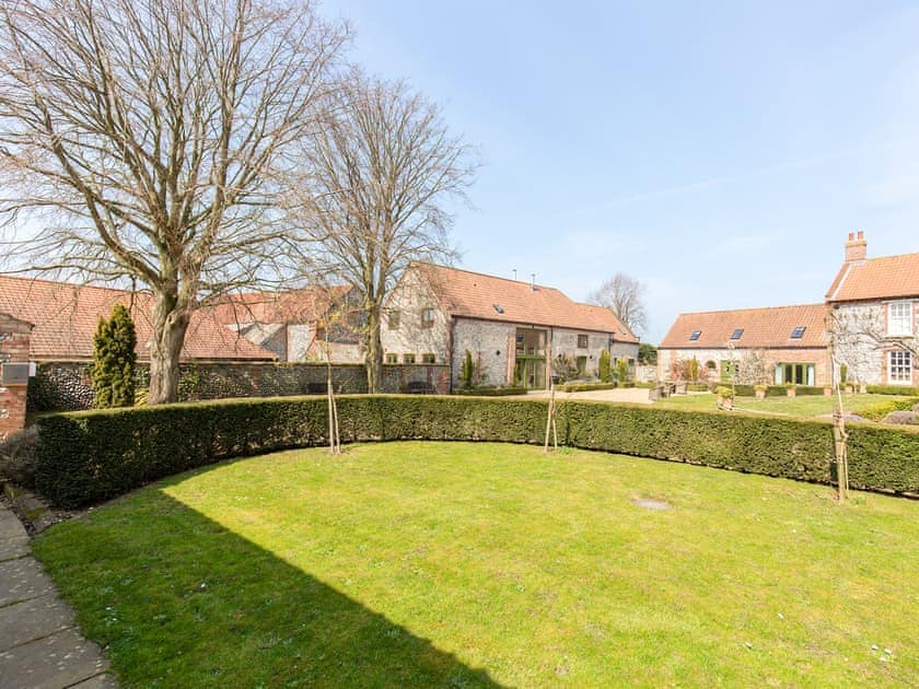 Setting | The Wash House, West Beckham, Near Holt