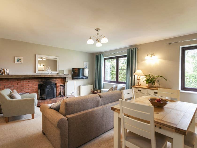 Living room/dining room | Burnham A - Burnham, Blakeney