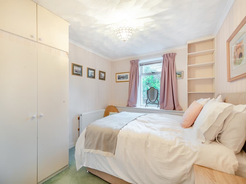 Double bedroom | Craigend Cottage, Rothesay, Isle of Bute