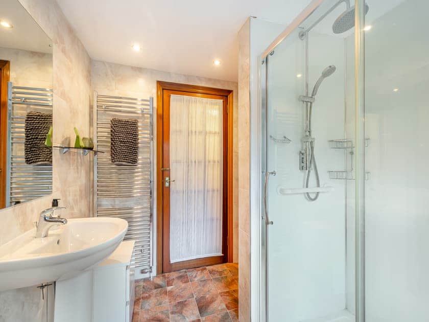 Bathroom | Craigend Cottage, Rothesay, Isle of Bute